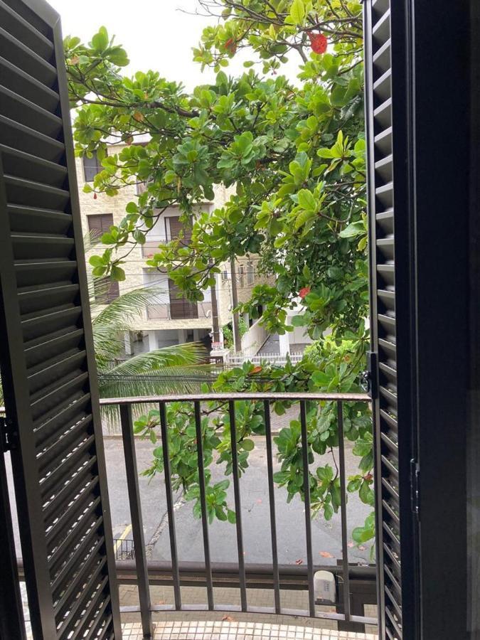 Apartamento Praia Da Enseada グァルジャー エクステリア 写真