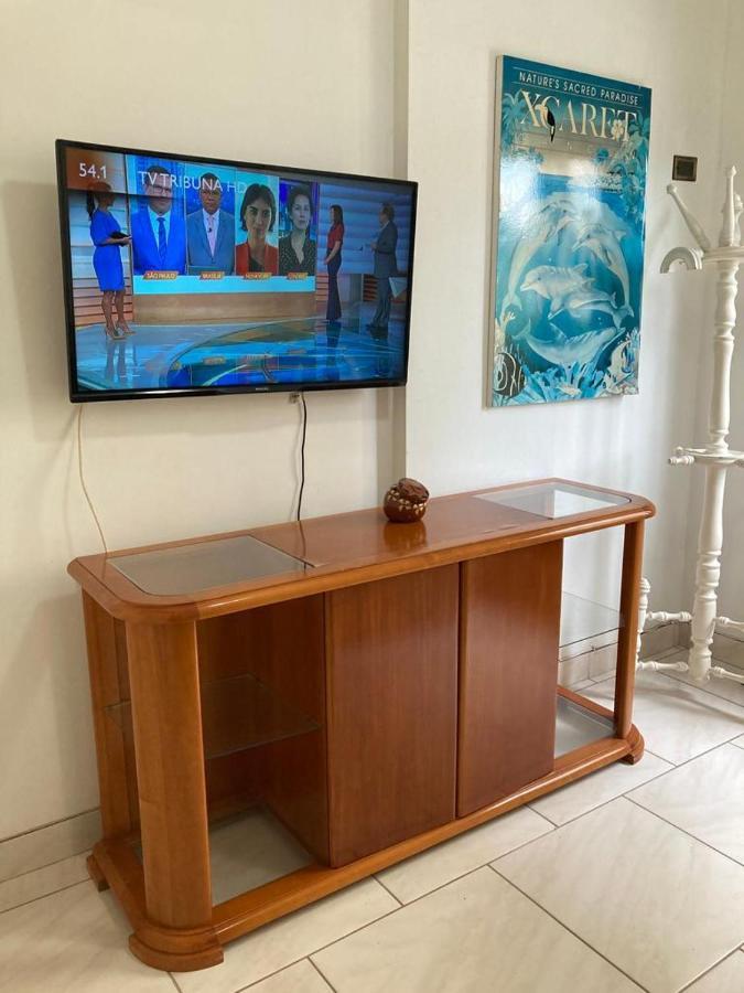Apartamento Praia Da Enseada グァルジャー エクステリア 写真