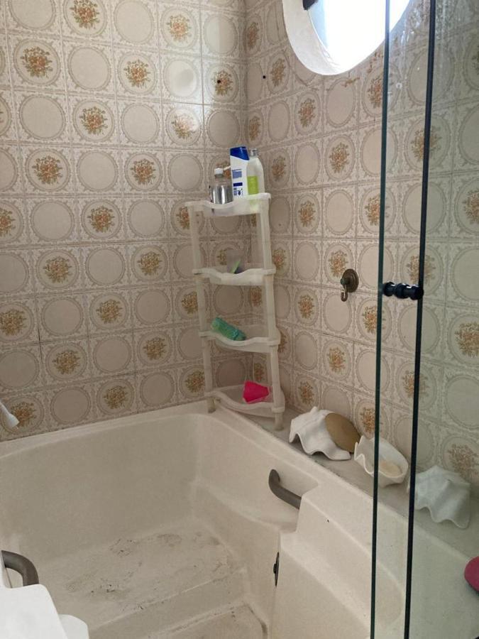 Apartamento Praia Da Enseada グァルジャー エクステリア 写真